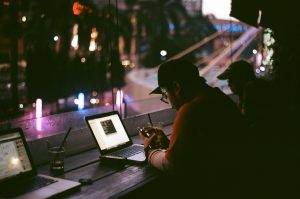 Travailler le soir